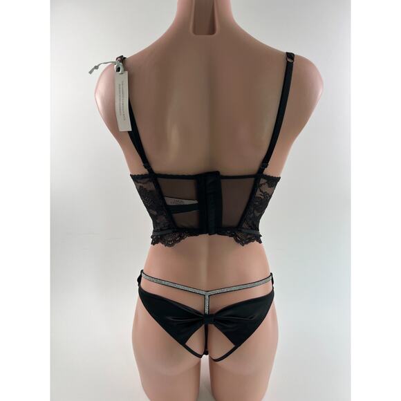 Victoria’s Secret Very Sexy Push Up Bra & Brazilian Bottom Set 34C / S - Picture 4 of 14